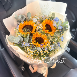 榮休花束 / 畢業花束 - 向日葵 & 洋甘菊 & 小飛燕