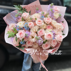 粉色庭園玫瑰花束