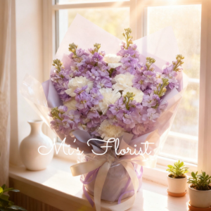 紫羅蘭 & 康乃馨花束 （適合任何慶祝活動）