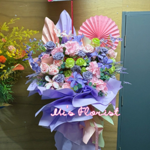 演唱會花藍 / 舞台劇花藍 – 粉紫色絲花花藍 (M size)